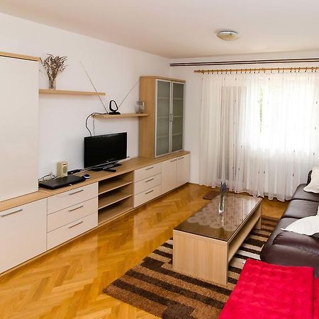Apartment Peran Šibenik Buitenkant foto