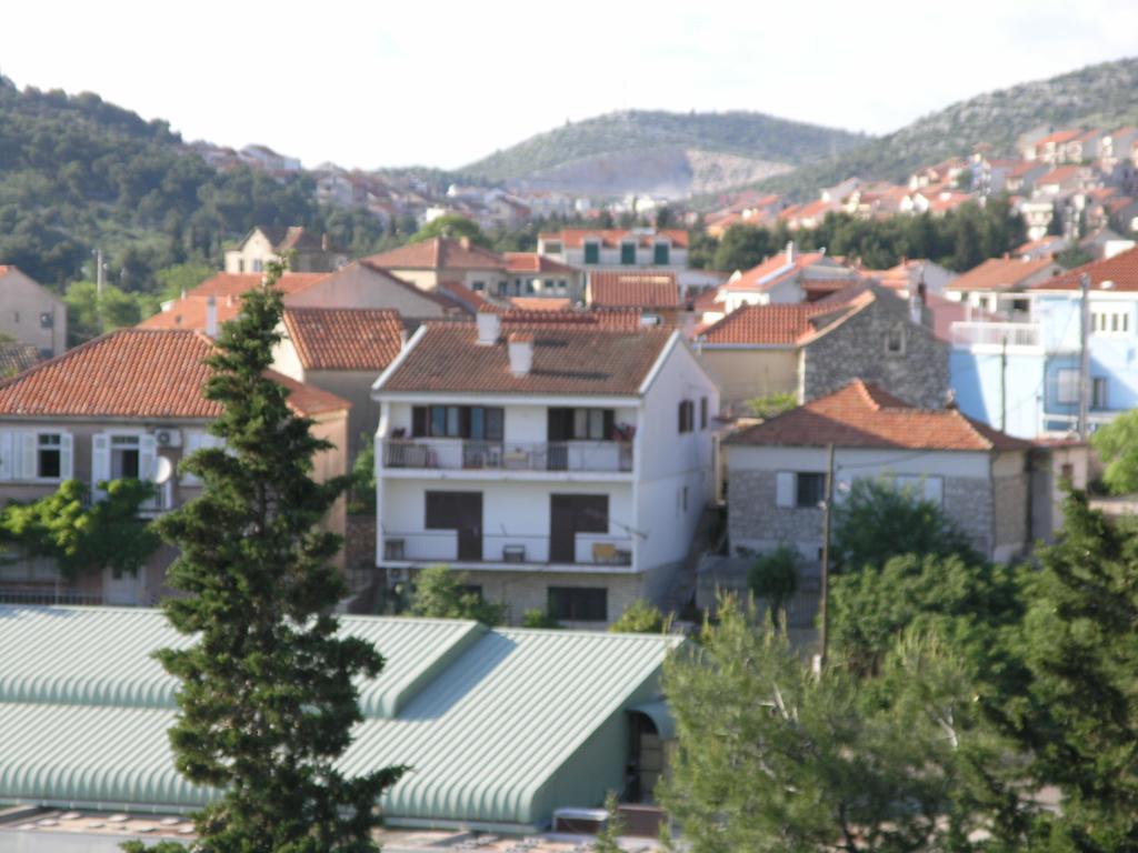 Apartment Peran Šibenik Kamer foto