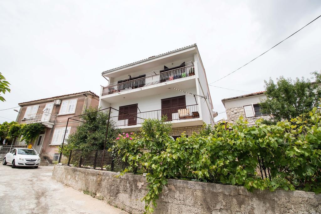 Apartment Peran Šibenik Buitenkant foto