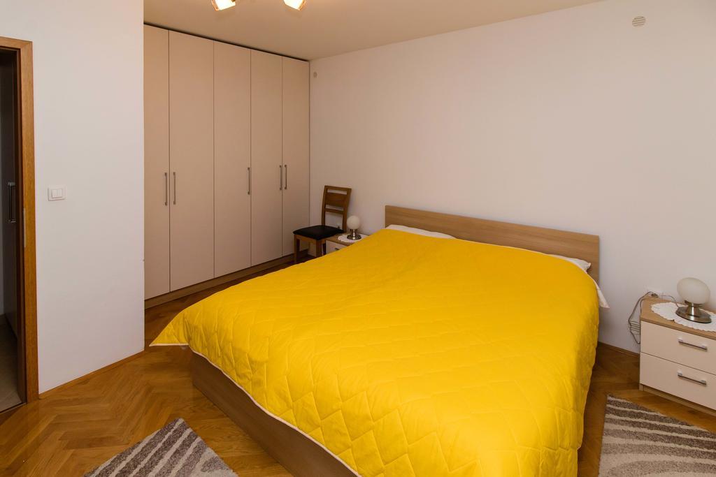 Apartment Peran Šibenik Buitenkant foto